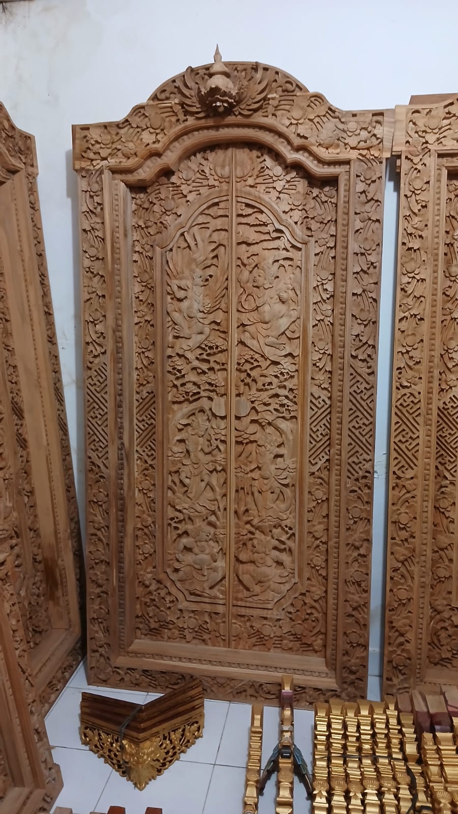 WhatsApp Image 2025-05-07 at 12.41.31 PM Pintu ukir bali